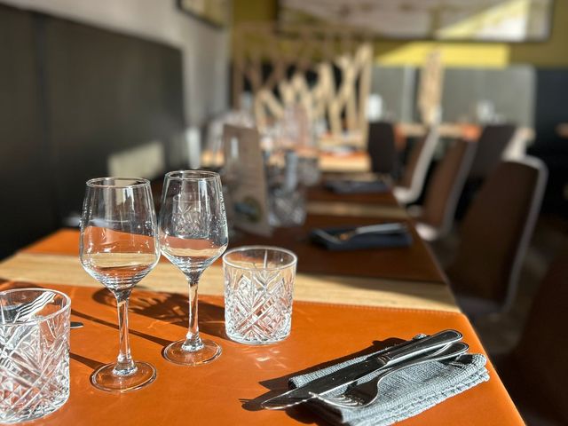 LE LOUP DE MER Petite salle